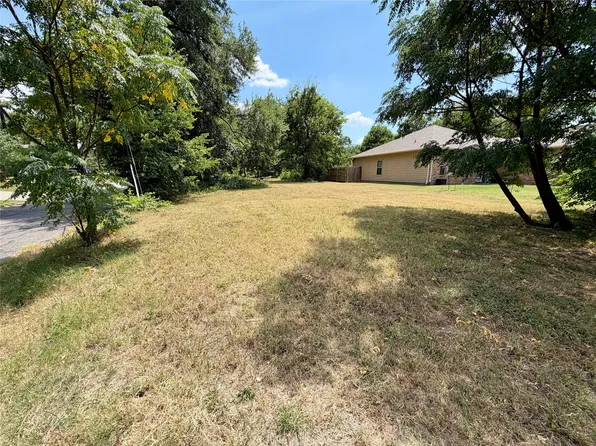E Williams St, Sherman, TX 75090