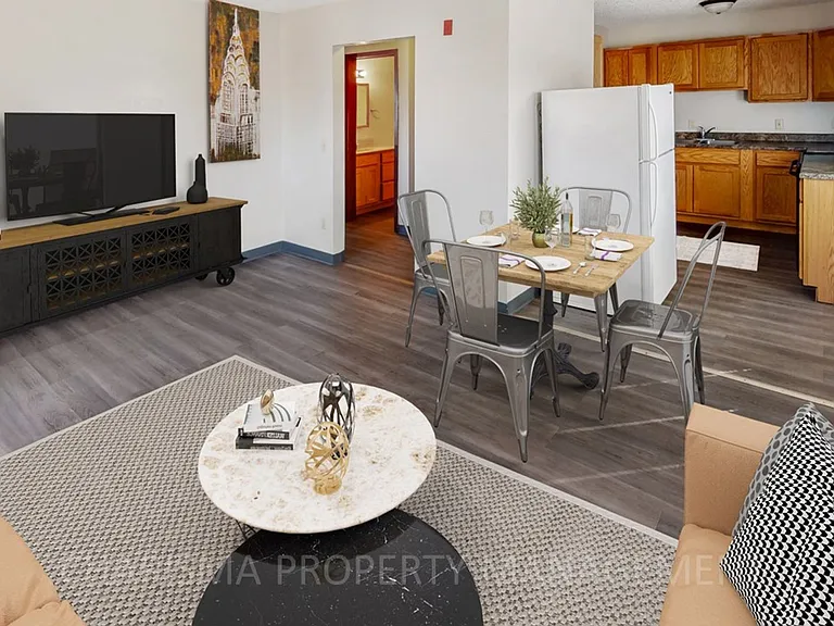 Thompson Avenue LLC — Photo 22