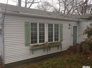 7 Warren Ave, Ronkonkoma, NY 11779