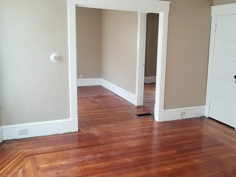 27 Fairview Ave #29 — Photo 4