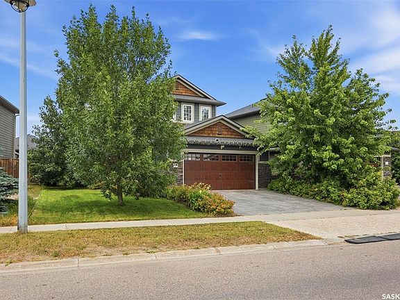 2nd image of 411 Hartley ROAD