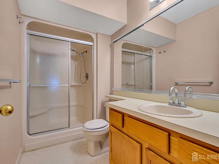 31 Fair Acres Ct — Photo 18