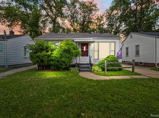 536 E Barrett Ave, Madison Heights, MI 48071