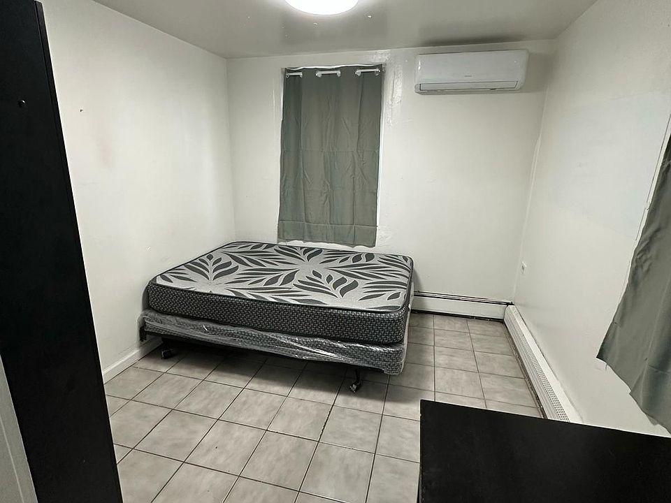 1st image of 3184 Tiemann Ave Floor 1