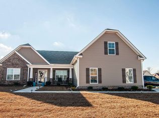 364 Crimson Dr, Winterville, NC 28590