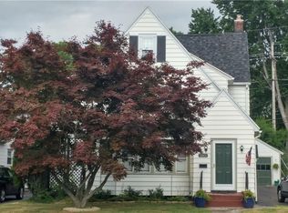 185 Shelford Rd, Rochester, NY 14609