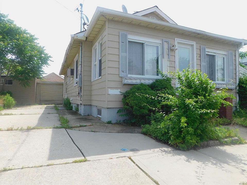 1st image of 216 Elzey Ave