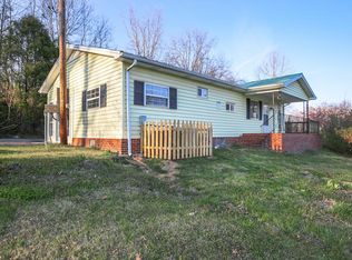 4 Bradford Hill Rd, Brush Creek, TN 38547