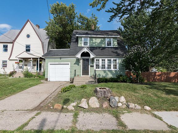 2nd image of 1912 Berkley Ave SW