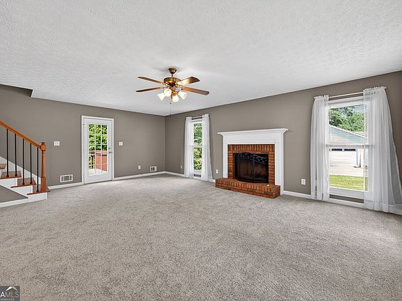 5th image of 787 Daileys Creek Dr