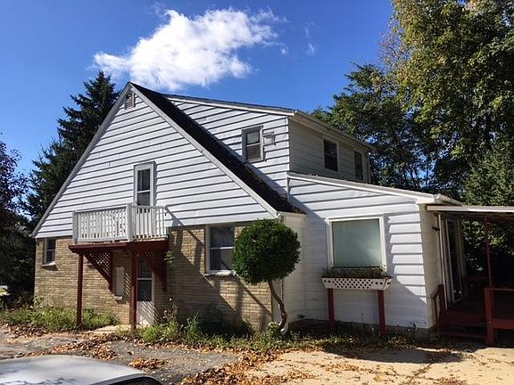 4th image of 10534 W Parnell Ave