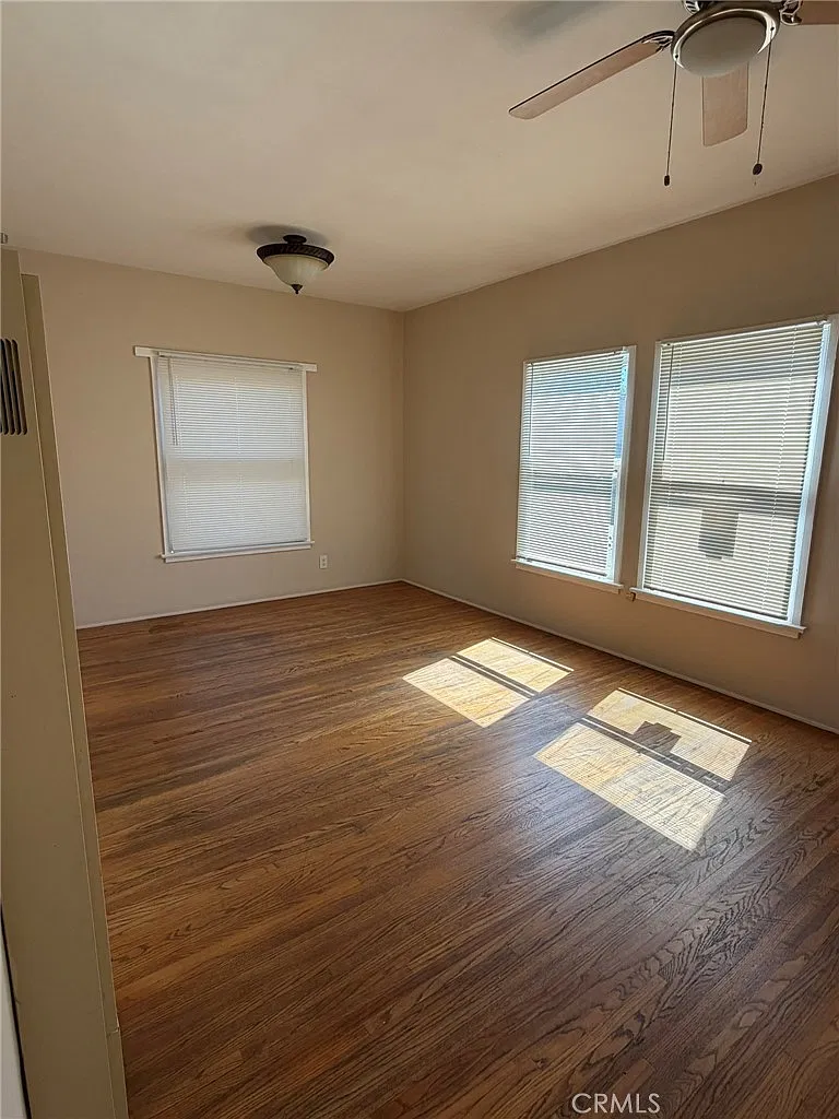 1 bed, 1056 sqft, $2,000 — Photo 4