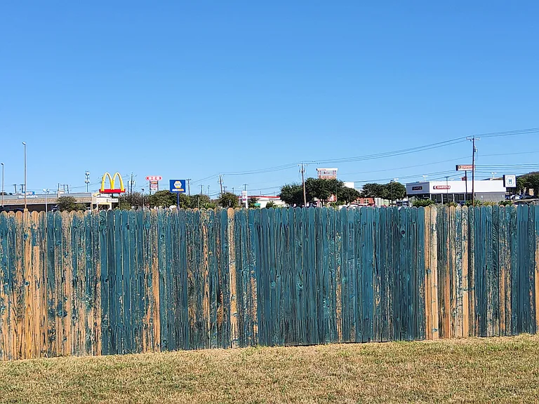 Truly walking distance to amenities like Starbucks, HEB, Wal Mart and more.