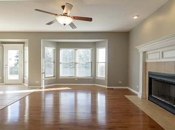 5th image of 25754 W Sunnymere Dr