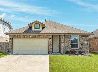 765 Rosewood Ln, Angleton, TX 77515