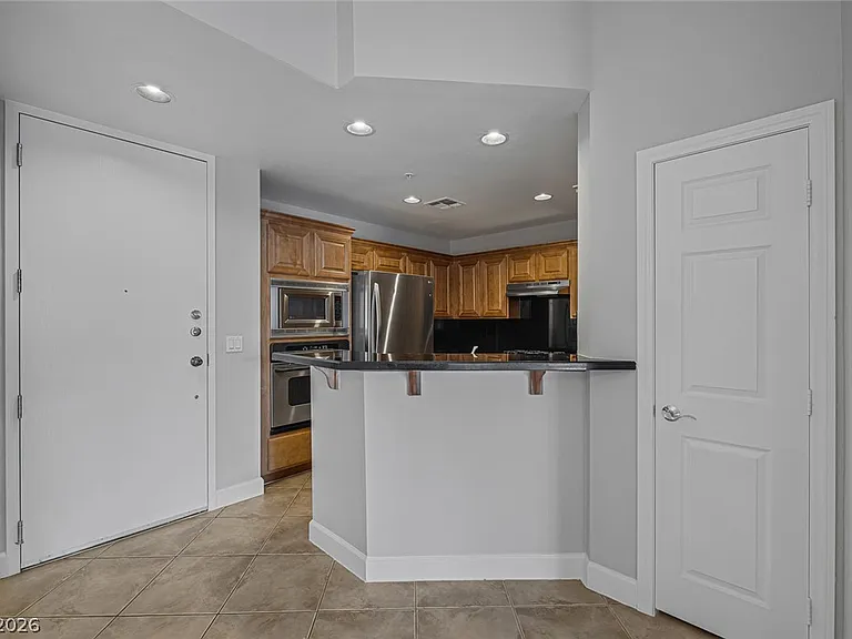 51 E Agate Ave #304 — Photo 18