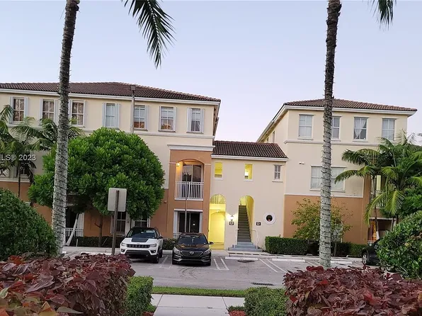 10242 NW 7th St Unit 206, Miami, FL 33172