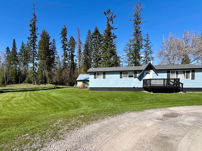 1970 Benchmark Ln — Photo 4