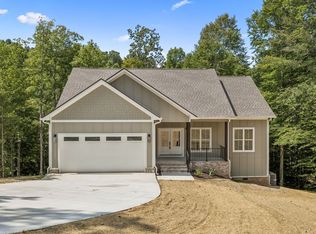 304 Cherokee Ct, White Bluff, TN 37187