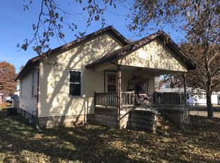 101 W Lowell Ave, Pontiac, IL 61764