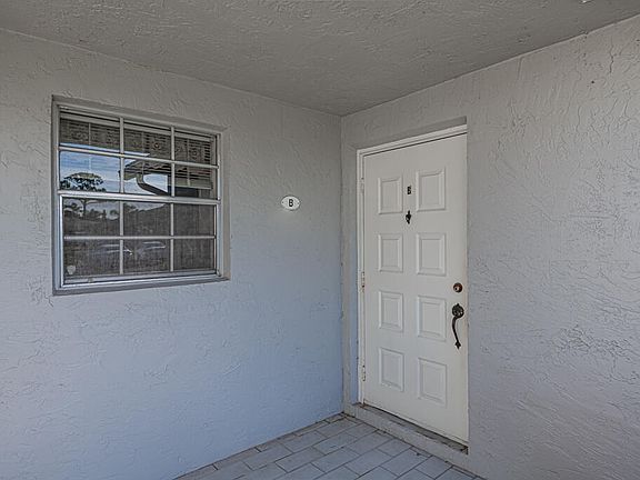 5th image of 14659 S Canalview Drive S #B