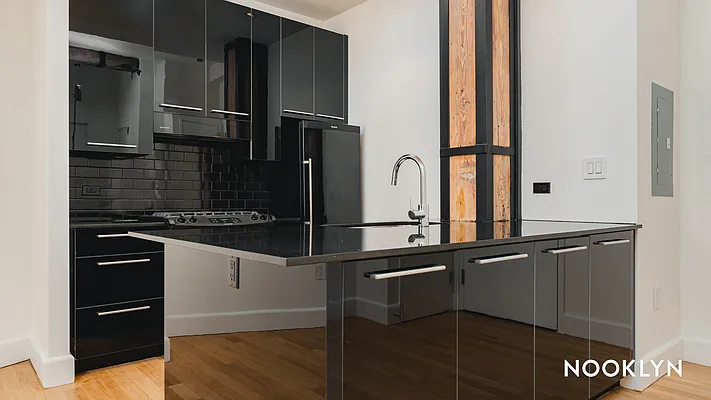 Rented by Nooklyn NYC LLC | media 15