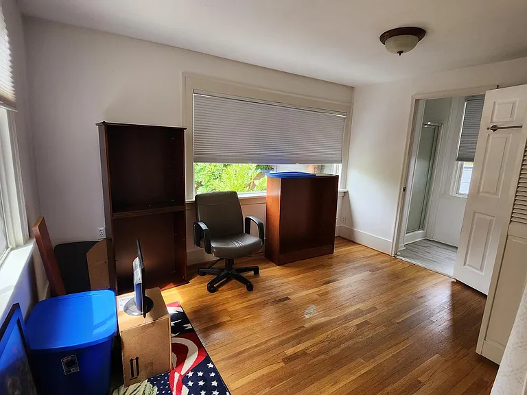 4708 Midvale Ave N #2 — Photo 1