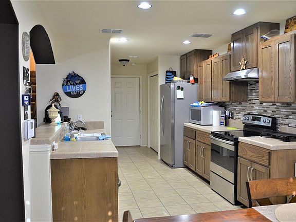 5th image of 3814 Katiana Dr