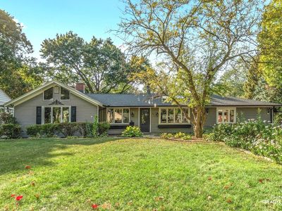 911 S 7th St, St Charles, IL, 60174