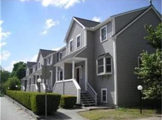 2 Summerville Rd, Foxboro, MA 02035