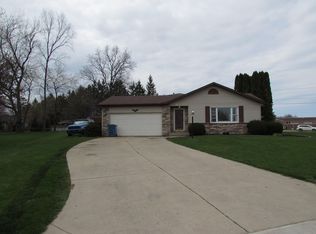 501 Arbor Ct, Middlebury, IN 46540