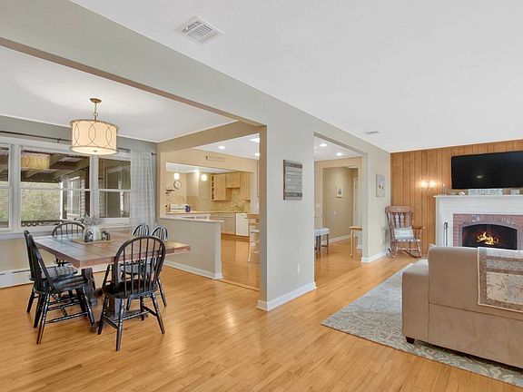 5th image of 1450 Longview Ln