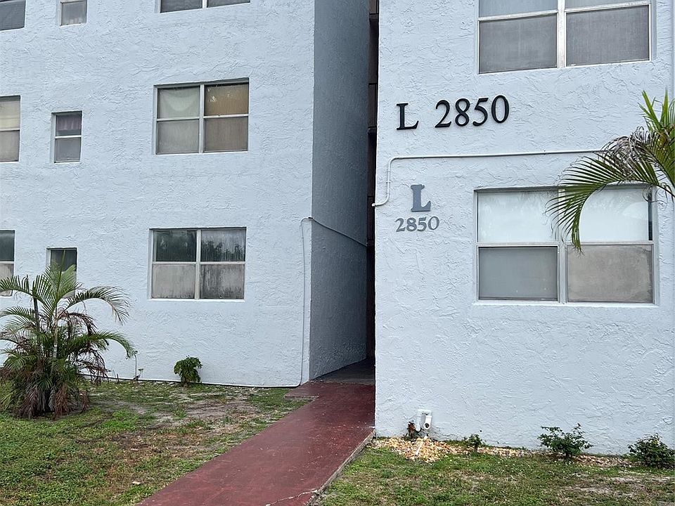 1st image of 2850 Somerset Drive #107L
