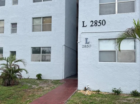 2850 Somerset Drive #107L, Lauderdale Lakes, FL 33311
