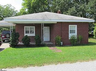 102 Elmer St, Greer, SC 29651