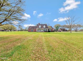 404 Teljean Rd, Lafayette, LA 70503