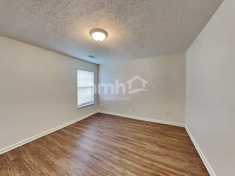 604 Blossom Hill Dr — Photo 17