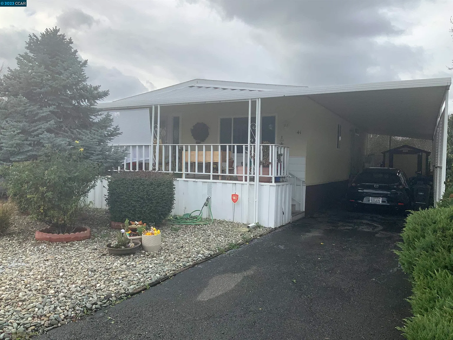 41 Surf Dr photo 1