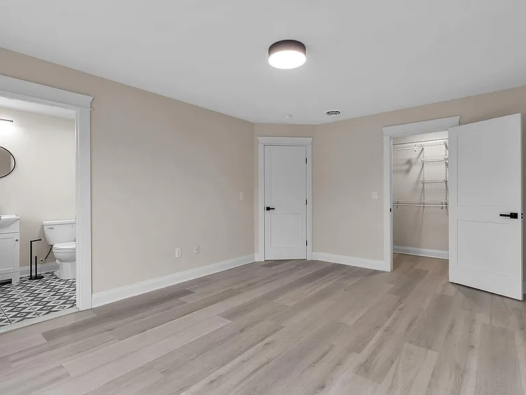 151 Division St #4 — Photo 18