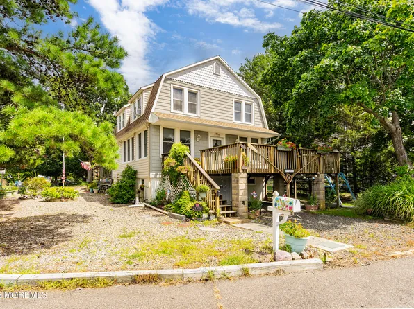 1200 Riviera Avenue, Toms River, NJ 08753