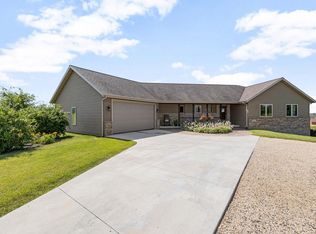 5617 Country Meadows Dr, Campbellsport, WI 53010