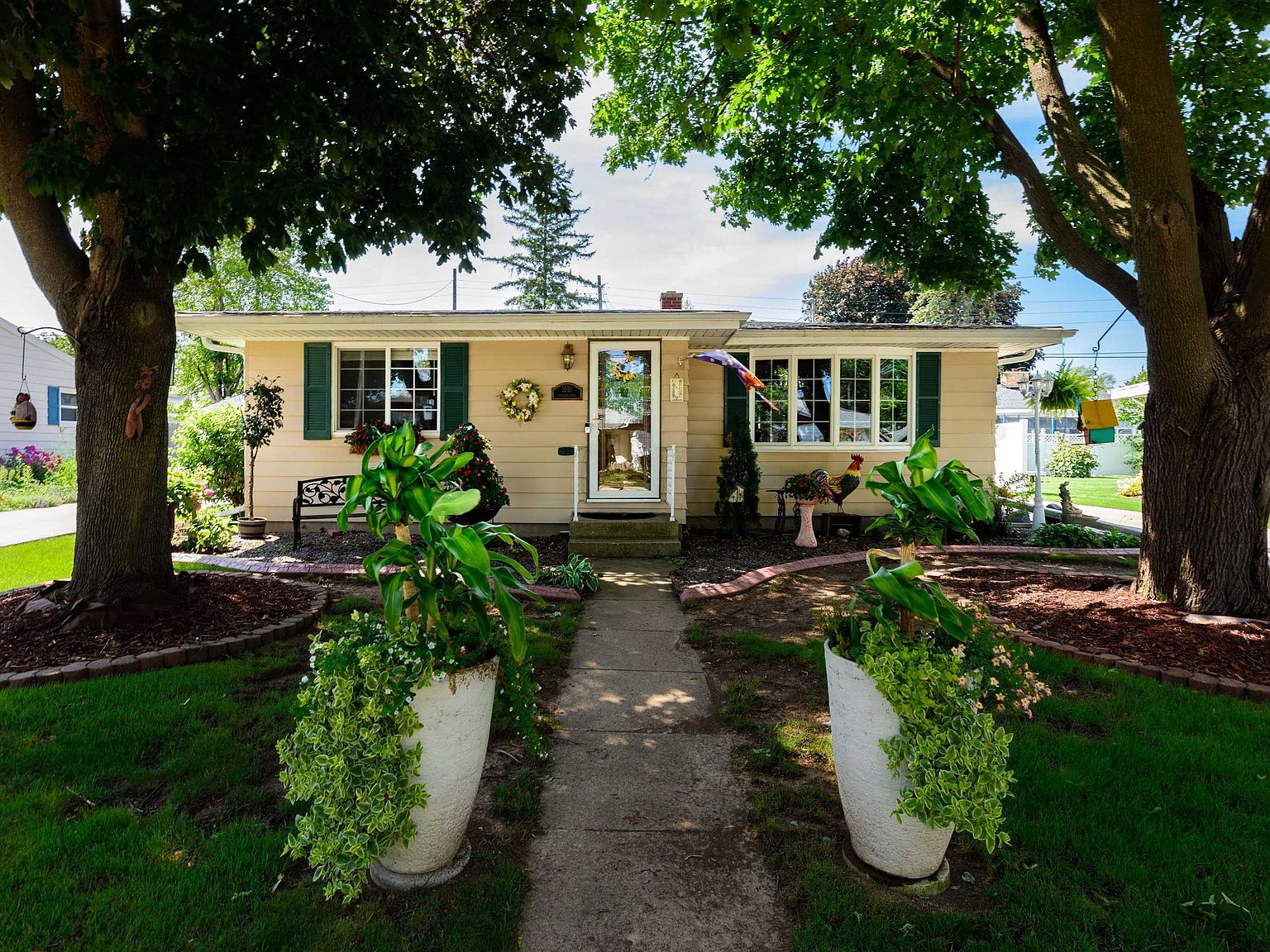 1531 Fairlawn St, Oshkosh, WI 54902 Zillow