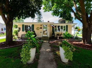 1531 Fairlawn St, Oshkosh, WI 54902