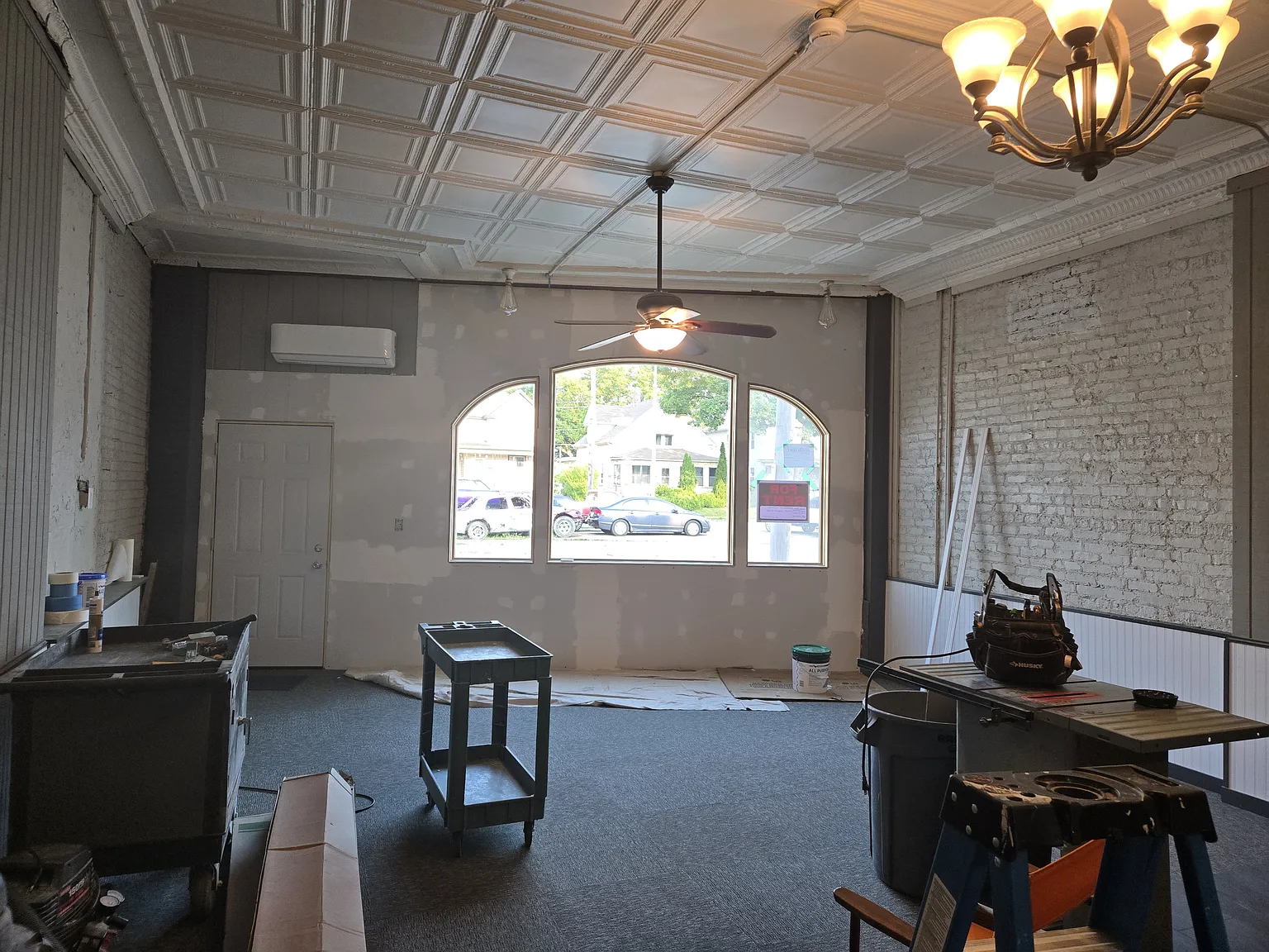 Studio, 900 sqft, $975 — Photo 2
