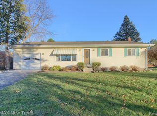 95 Chilson Rd, Howell, MI 48843