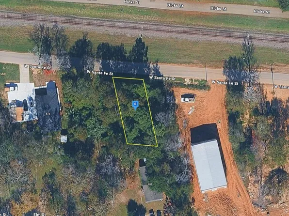 855 W Santa Fe St, Conroe, TX 77301