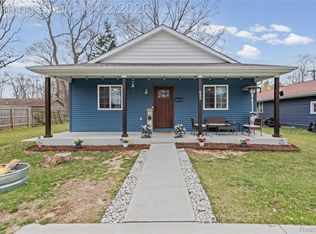 623 Columbia St, Algonac, MI
