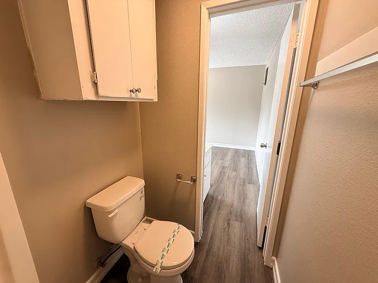 4325 Texas St — Photo 14