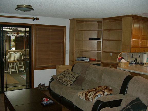 5th image of 526 117th Ave E