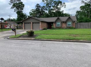 1003 Timber Hill Dr, Conroe, TX 77301